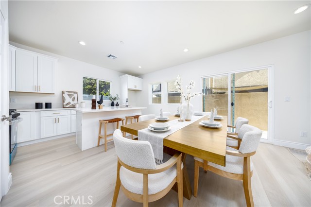 737 Lewis Street, Pomona CA: https://media.crmls.org/medias/426d7fc4-aa12-4790-84c8-8caf9e950b64.jpg
