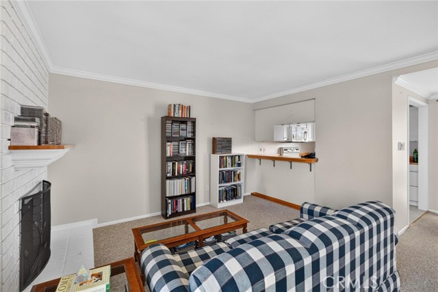 Detail Gallery Image 10 of 38 For 22679 Nadine Cir #B,  Torrance,  CA 90505 - 2 Beds | 1/1 Baths