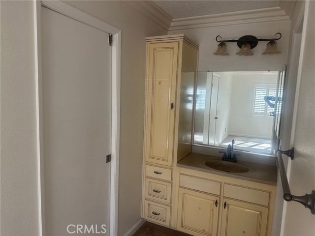 5 Country Mile Road, Pomona CA: https://media.crmls.org/medias/426e88d5-3836-43ef-9831-d7f71b709201.jpg