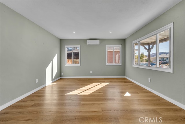 Detail Gallery Image 5 of 17 For 38318 17th Street East, Palmdale,  CA 93550 - 3 Beds | 1 Baths