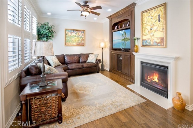 Detail Gallery Image 13 of 43 For 8407 Noelle Dr, Huntington Beach,  CA 92646 - 4 Beds | 3/1 Baths