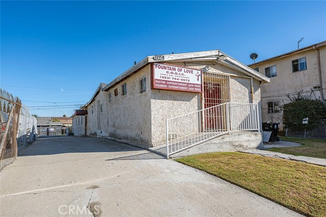 Detail Gallery Image 2 of 41 For 11154 S Broadway, Los Angeles,  CA 90061 - 5 Beds | 4 Baths