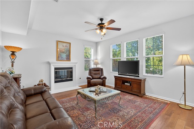 Image 11 of 46 For 26812 Peppertree Drive