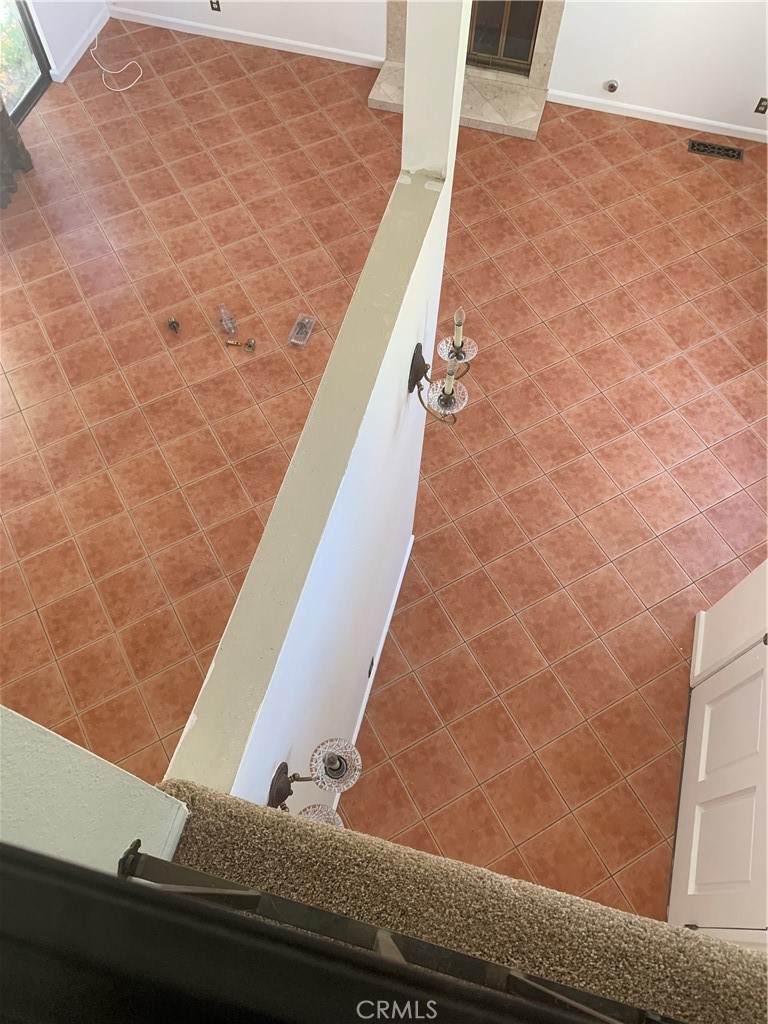 https://media.crmls.org/medias/426fb7c6-80f5-4e78-90f1-b05a9d6c4a76.jpg?preset=X-Large