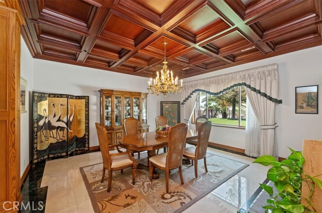 Detail Gallery Image 11 of 75 For 6975 Wyndham Hill Dr, Riverside,  CA 92506 - 4 Beds | 4/1 Baths