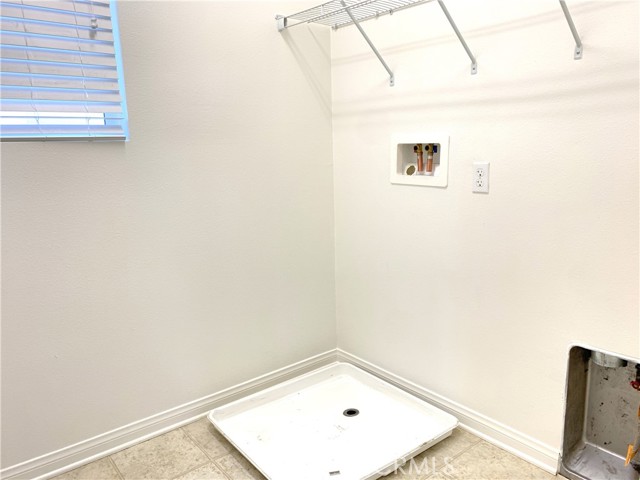 Detail Gallery Image 9 of 11 For 8478 Tavano Pl, Rancho Cucamonga,  CA 91730 - 3 Beds | 2/1 Baths