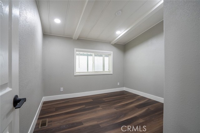 212 Las Brisas Circle, Pomona CA: https://media.crmls.org/medias/42707031-3a19-4ea6-932c-ae96d07c0e9d.jpg