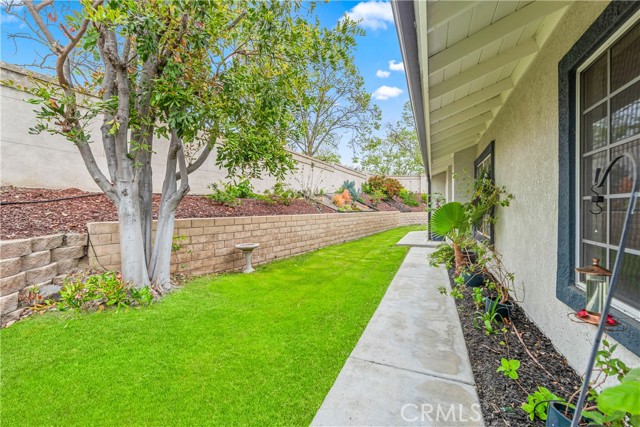 18972 Singingwood Circle, Trabuco Canyon CA: https://media.crmls.org/medias/4270c120-40fc-444d-b8e0-29ab9f00eb57.jpg
