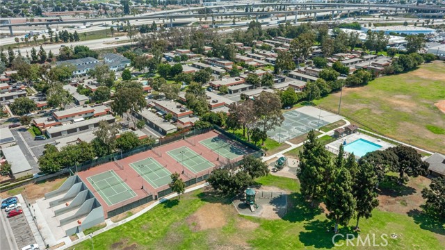 Detail Gallery Image 27 of 38 For 2784 W Pepper Tree Dr, Anaheim,  CA 92801 - 3 Beds | 2 Baths