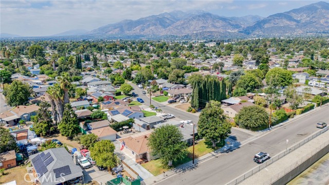 2507 Lincoln Avenue photo 40