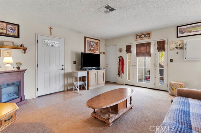 Detail Gallery Image 8 of 25 For 11121 Oakwood, Hesperia,  CA 92345 - 2 Beds | 1 Baths