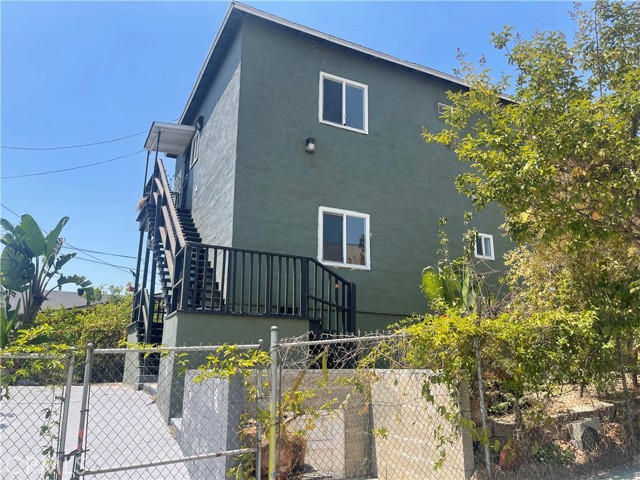 Detail Gallery Image 14 of 20 For 702 S Soto, Los Angeles,  CA 90023 - – Beds | – Baths