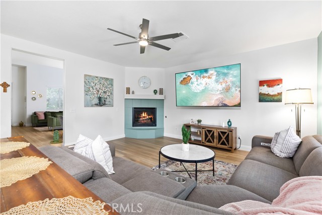 Detail Gallery Image 14 of 49 For 12769 Eastern Shore Dr, Corona,  CA 92880 - 5 Beds | 3 Baths