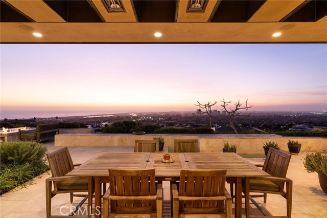 Detail Gallery Image 12 of 42 For 9 Jade, Corona Del Mar,  CA 92625 - 5 Beds | 4/1 Baths