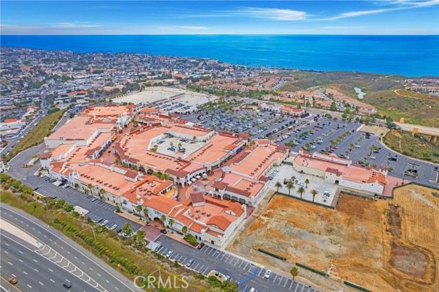 115 Via Bellas Artes, San Clemente CA: https://media.crmls.org/medias/427347e5-ac2d-4dfc-bafb-64c9eca1fcf3.jpg