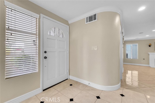 1070 Cannon Road, Riverside CA: https://media.crmls.org/medias/4273734a-575a-4bdf-b6a0-4dd628846b12.jpg