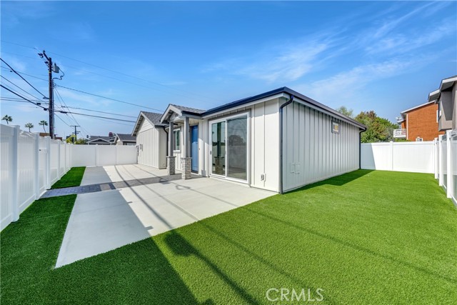 Detail Gallery Image 6 of 20 For 1703 Park, Huntington Beach,  CA 92648 - 2 Beds | 2 Baths