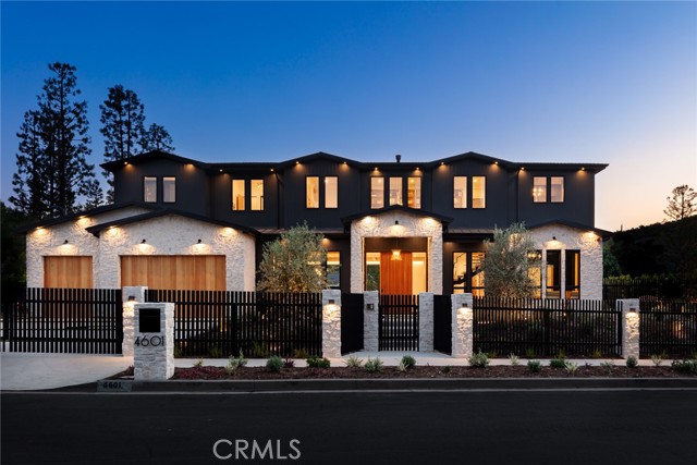 4601 Vista De Oro Avenue, Woodland Hills CA: https://media.crmls.org/medias/4273f007-9702-4f17-a522-5fc76dcf968b.jpg