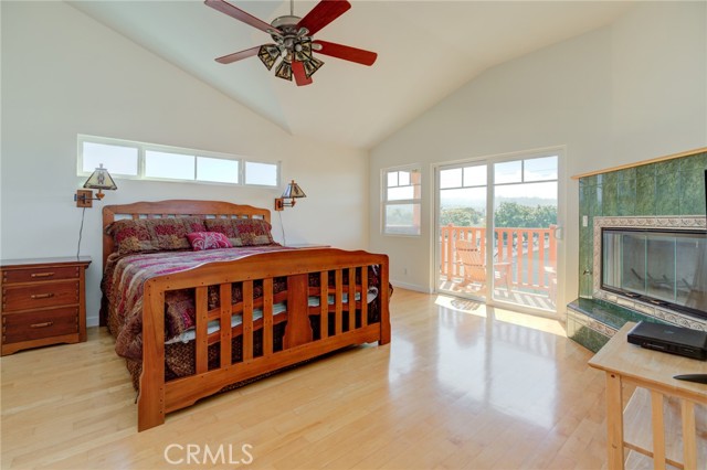 1219 Irena Avenue, Redondo Beach, California 90277, 5 Bedrooms Bedrooms, ,5 BathroomsBathrooms,Residential,Sold,Irena,SB21226617