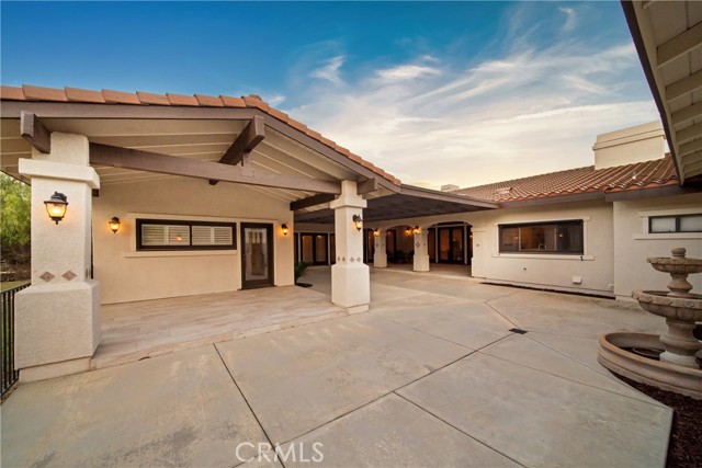 9394 Gum Tree Drive, Corona CA: https://media.crmls.org/medias/427534b7-5e16-4098-98b0-8c16d1c1dbb3.jpg