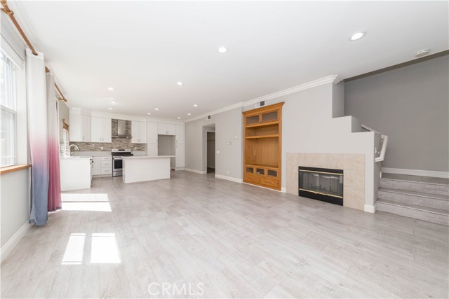 Detail Gallery Image 4 of 32 For 1318 Lukens Ct, Fullerton,  CA 92833 - 3 Beds | 2/1 Baths