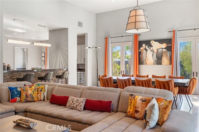 2600 E Vincentia, Palm Springs, CA 92262