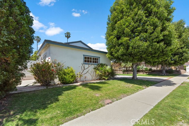 527 Blossom Lane, Redondo Beach, California 90278, 3 Bedrooms Bedrooms, ,1 BathroomBathrooms,Residential,Sold,Blossom Lane,OC22082269