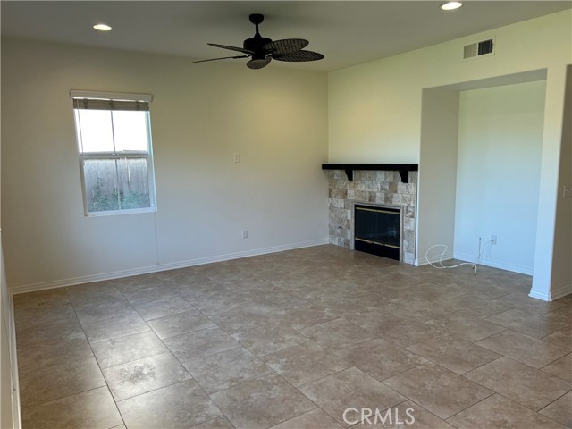 Detail Gallery Image 23 of 25 For 3186 Huula, Oceanside,  CA 92058 - 4 Beds | 2/1 Baths