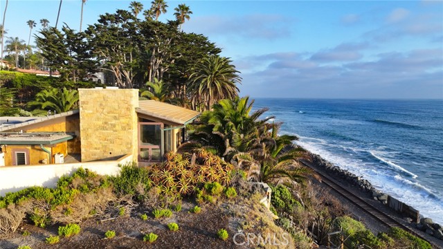 405 Calle Alicia, San Clemente CA: https://media.crmls.org/medias/4278bb79-1794-465c-93f2-0374e8cb8397.jpg