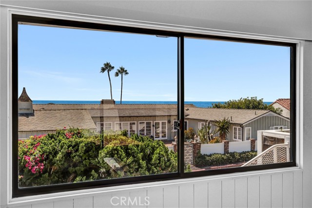 Detail Gallery Image 6 of 28 For 312 Emerald Bay, Laguna Beach,  CA 92651 - 3 Beds | 3 Baths