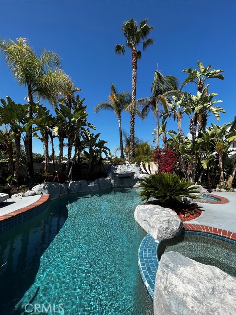 Detail Gallery Image 27 of 28 For 24081 La Chiquita Drive, Mission Viejo,  CA 92691 - 3 Beds | 3 Baths