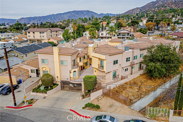 Detail Gallery Image 34 of 37 For 6939 Greeley St #112,  Tujunga,  CA 91042 - 3 Beds | 2/1 Baths