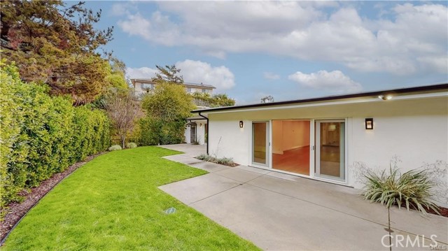 Detail Gallery Image 43 of 50 For 3119 Mesa Verde Dr, Burbank,  CA 91504 - 4 Beds | 3 Baths