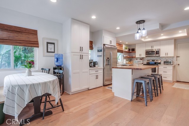 201 Todd Court, Oceanside CA: https://media.crmls.org/medias/427dfdf9-a160-4a23-9888-f7a627270368.jpg