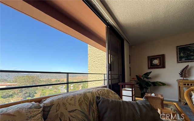 24055 Paseo Del Lago, Laguna Woods CA: https://media.crmls.org/medias/427e2a36-ded3-4432-b586-8b7d3b4f23fa.jpg