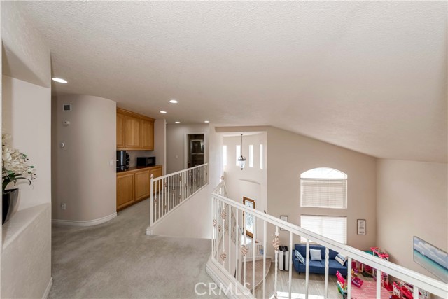 Detail Gallery Image 16 of 46 For 18066 Mariner Dr, Victorville,  CA 92395 - 5 Beds | 3 Baths