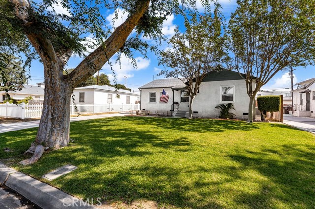 10917 Montecito Drive, El Monte CA: https://media.crmls.org/medias/427f9ad9-724f-4aac-a315-e2cd39f93c7d.jpg