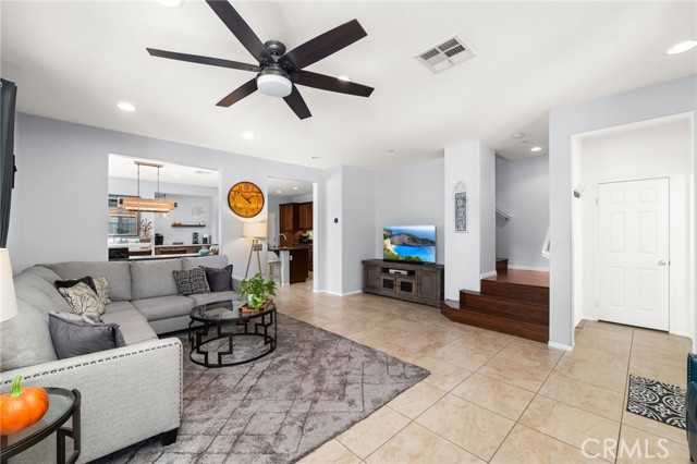 Detail Gallery Image 5 of 36 For 12549 Marco Ln, Corona,  CA 91752 - 4 Beds | 2/1 Baths