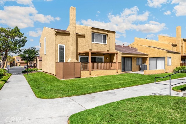 Detail Gallery Image 23 of 24 For 4768 Carmonita Ln, Yorba Linda,  CA 92886 - 3 Beds | 2/1 Baths