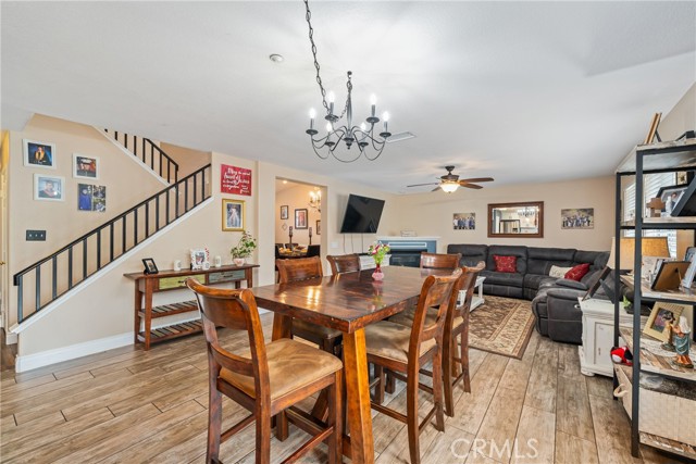 Detail Gallery Image 9 of 54 For 15532 Skylark Ave, Fontana,  CA 92336 - 4 Beds | 2/1 Baths