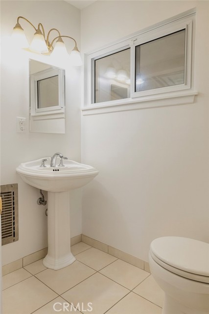 Detail Gallery Image 17 of 25 For 607 S Roosevelt Ave, Fullerton,  CA 92832 - 4 Beds | 2 Baths