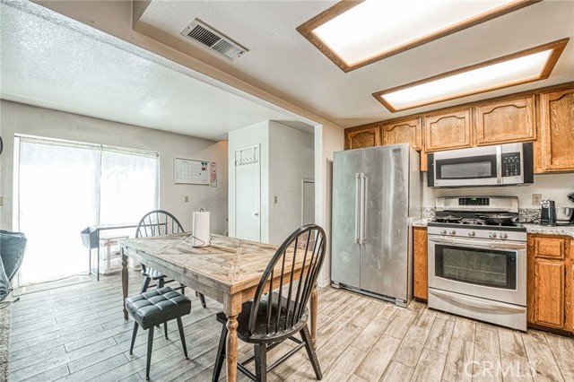 Detail Gallery Image 35 of 48 For 41918 Corlew, Auberry,  CA 93602 - 2 Beds | 1/1 Baths