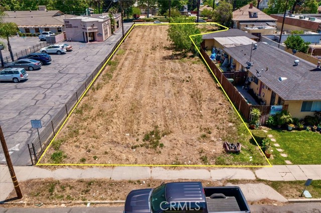 210 N Riverside Avenue, Rialto CA: https://media.crmls.org/medias/4285779a-e1fc-4e46-8e82-d474abd51b78.jpg