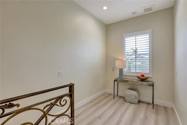 Detail Gallery Image 20 of 59 For 19002 Delaware St, Huntington Beach,  CA 92648 - 6 Beds | 5/1 Baths