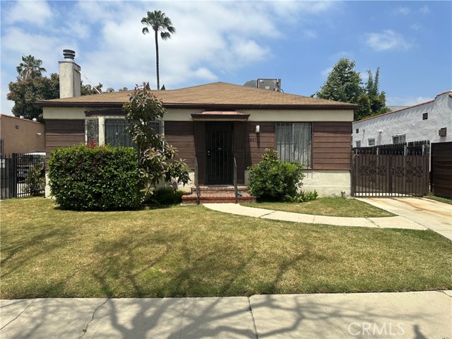 Detail Gallery Image 1 of 1 For 1857 Clyde Ave, Los Angeles,  CA 90019 - 2 Beds | 1 Baths