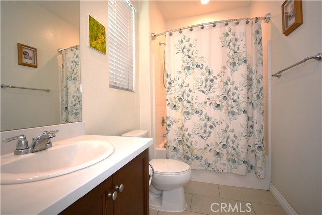 Detail Gallery Image 17 of 34 For 15581 Curry, Fontana,  CA 92336 - 4 Beds | 3/1 Baths