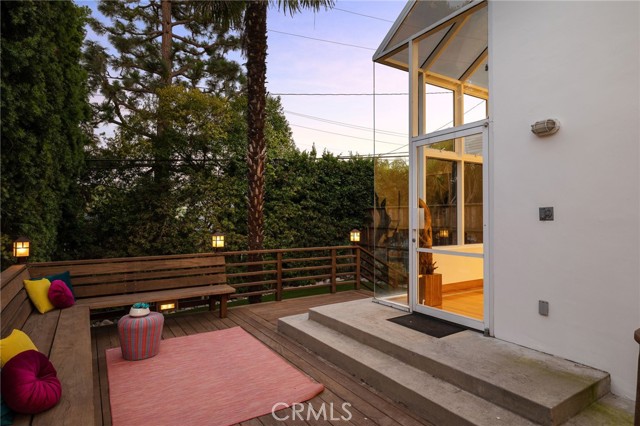 2704 Laurel Avenue, Manhattan Beach, California 90266, 4 Bedrooms Bedrooms, ,4 BathroomsBathrooms,Residential,Sold,Laurel,SB22216035