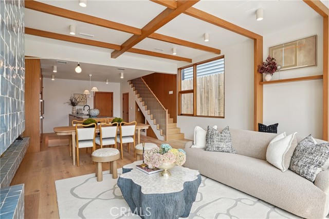 Image 13 of 66 For 647 Navy Street