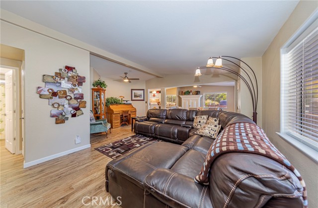 Detail Gallery Image 15 of 43 For 39737 Road 274, Bass Lake,  CA 93604 - 3 Beds | 2 Baths