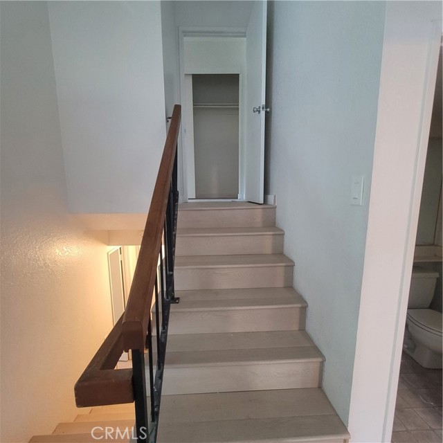 Detail Gallery Image 8 of 12 For 2309 E Curtis Ct, Glendora,  CA 91741 - 2 Beds | 3 Baths